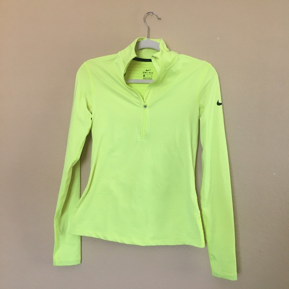 NIKE QUARTER ZIP